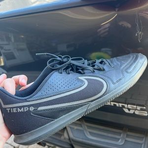 Nike men’s soccer shoes